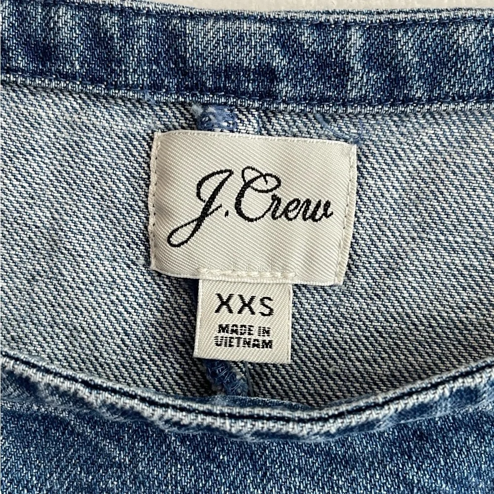 Chambray puff sleeve jcrew top - Picture 3 of 3